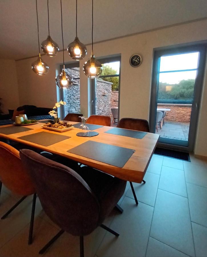 Attraktive Wohnung-Elztalidyll-Zwischen Mosel,Nuerburgring Und Burg Eltz Kollig Exterior foto